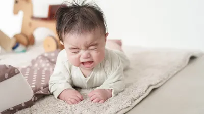 【生後8ヶ月】「寝ない」赤ちゃんの特徴と生活リズムの整え方