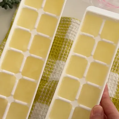 牛乳は小分け冷凍でムダなく使える