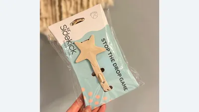 もう拾わなくていいよ！万能おもちゃホルダーが育児を楽にする