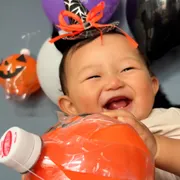 ハロウィン工作 ペットボトル提灯