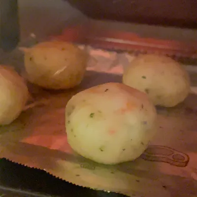 成形したらトースターで焼いて完成!