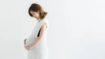 帝王切開の痛みはいつまで続く？手術中も痛いの？和らげる方法や傷口のケア方法も解説