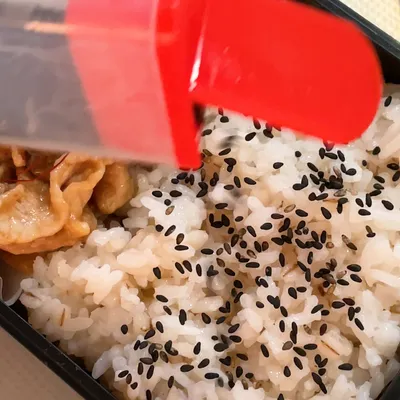 工夫次第で便利な収納グッズに