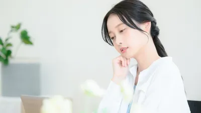 妊娠中つわりが重くなりやすい人の特徴チェックリスト！吐き気などの症状を和らげる方法も解説