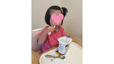 保育士ママが実践する、子どもが座って食べない時の対処法5選