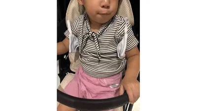 暑さ対策をしてベビーカーでお出かけ。あせもや脱水を防いで夏を乗り切りましょう