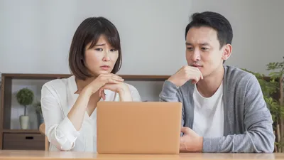 帝王切開は立ち会いできる？立ち会い出産のメリットや手続き方法、出産時の流れなども解説