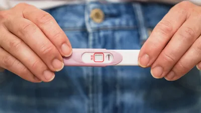 ピルの服用中止直後に妊娠することはある？排卵・生理が再開するタイミングも解説