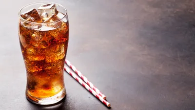 つわり中コーラしか飲めないけど大丈夫?糖分やカフェインなど注意点を解説!【管理栄養士監修】