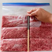 その手があったか ジッパー付き保存袋活用テク