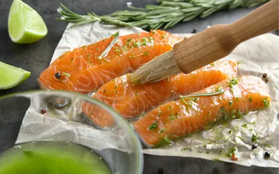 妊婦はサーモンを食べてもいい?妊娠中にサーモンを食べるときの注意点やメリットについて解説