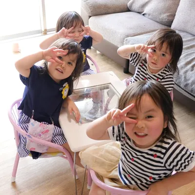 幼稚園に入った四つ子の綾ズ