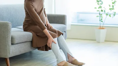 喉つわりってどんな症状？妊娠中に喉が痛む原因や対処法も解説