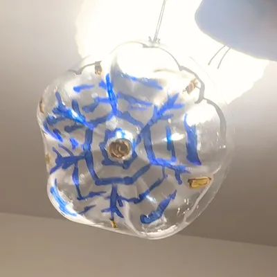 ペットボトルで簡単！雪の結晶みたいな手作りオーナメント