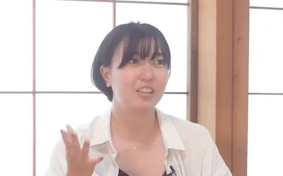 03_ママ話しているまじめ